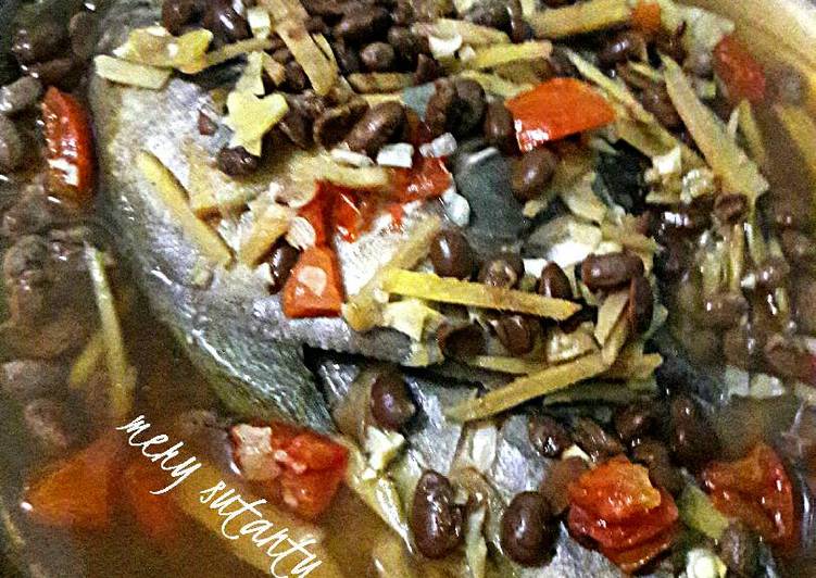 Cara Gampang memasak Ikan Bawal Kukus Oriental yang praktis
