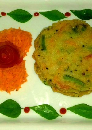 A picture of Instant Rava Uttapam.