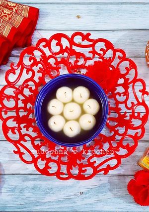 A picture of Roshogolla.