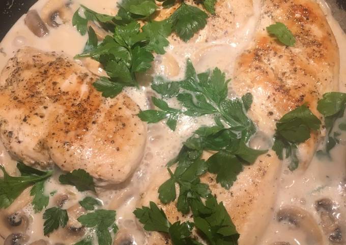 Yuk intip, Resep membuat Chiken Breast with mushroom gravy cream  sempurna