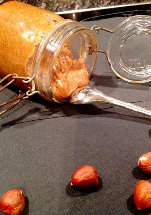 Une photo de Pâte praliné aux noisettes
