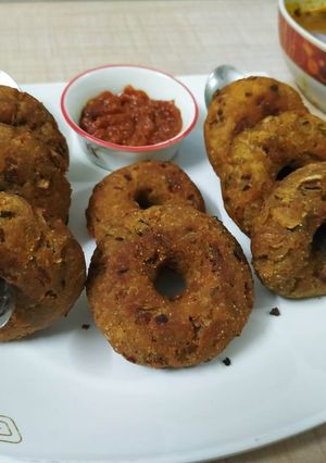 A picture of Bread Onion Menduwada.