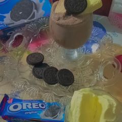 A picture of Oreo chocolate milkshake.