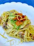 Spaghetti senza glutine con crema di avocado e salmone