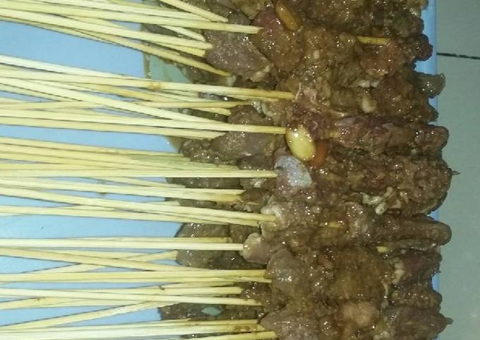 Anti Ribet, Membuat Sate daging sapi bumbu kacang gurih dan lezat Irit Anti Gagal