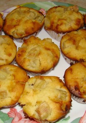 Fehércsokis rebarbarás muffin recept fotója