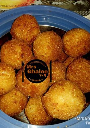 A picture of Yam balls.