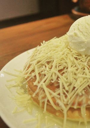 Foto resep pancake keju topping ice cream vanilla