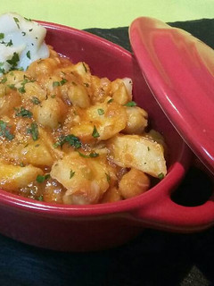 Una foto de Garbanzos con bacalao