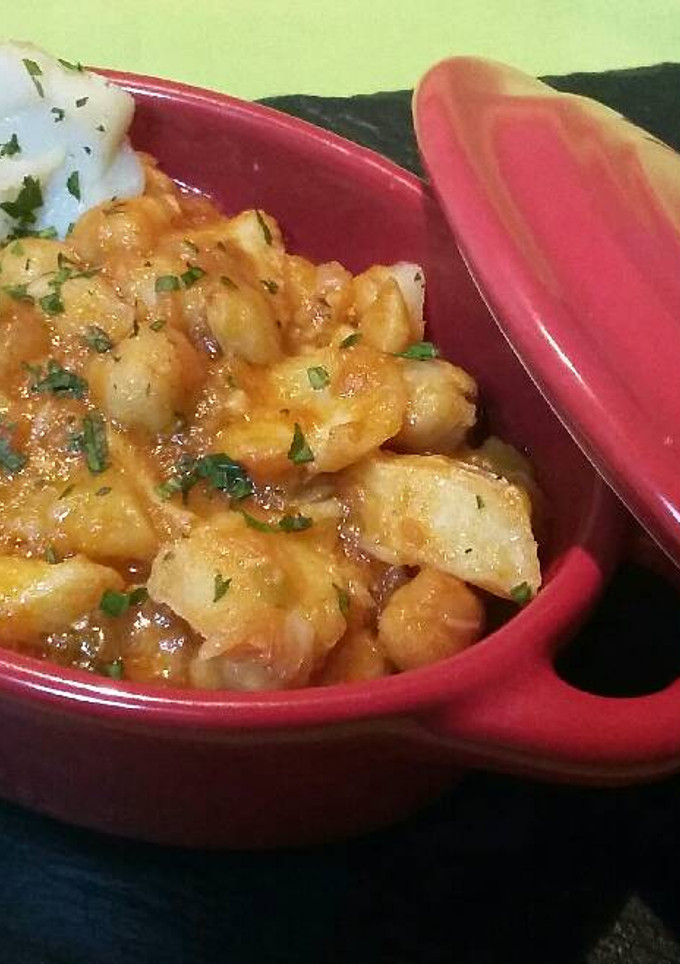 Una foto de Garbanzos con bacalao