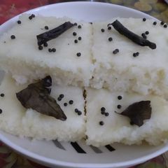 A picture of Instant Rava (semolina) Dhokla.
