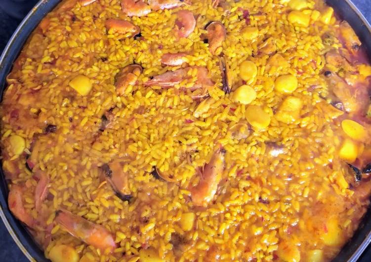 Paella de marisco