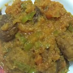 A picture of Kofta masale with capsicum.