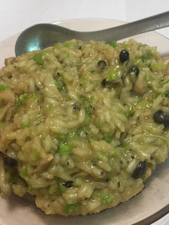 謎之義大利雞肉蕈菇燉飯+蔬果高湯 的食譜成品照片