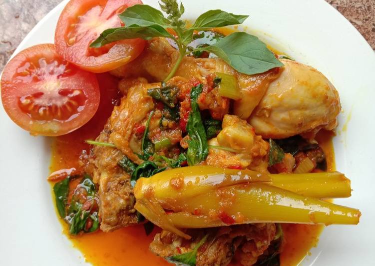 Cara Gampang Menyiapkan Ayam woku khas Manado yang Bisa Manjain Lidah