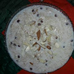 A picture of Sheer khurma.