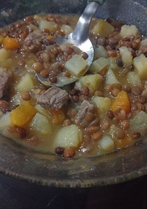 Una foto de Guiso de lenteja