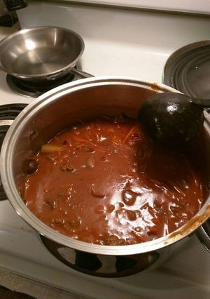 A picture of Chunky tomato soup.
