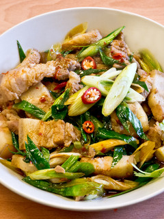 菲姐私房菜-蒜苗炒五花 的食譜成品照片
