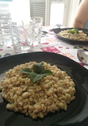 Foto di Farro con purea di zucchine e cipolle