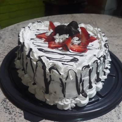 Torta de cumpleaños corazón ❤ Receta de Marita Sosa- Cookpad