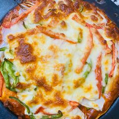 A picture of Veg pizza.
