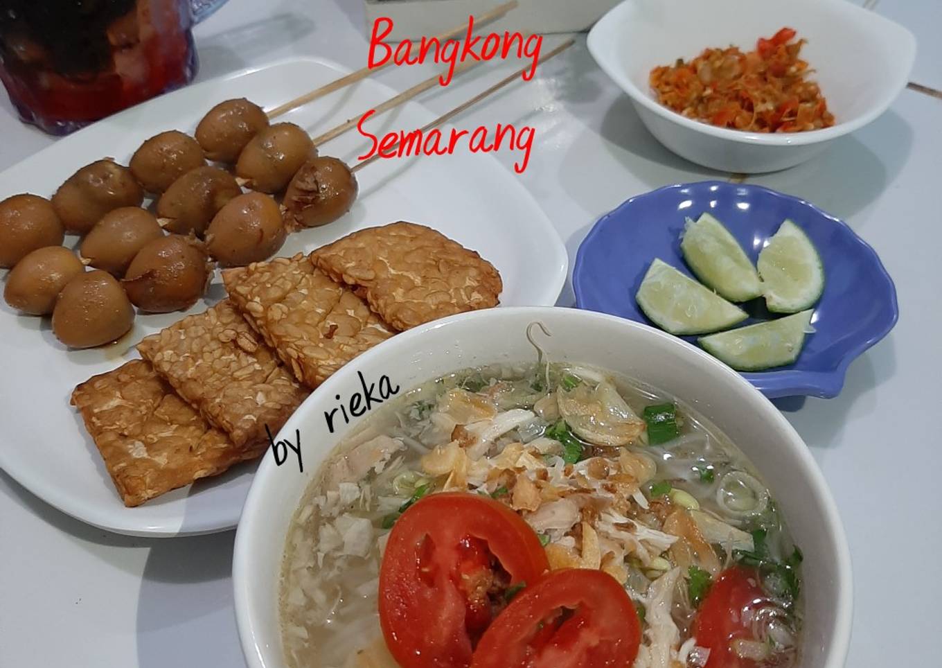 28. Soto ayam Bangkong Khas Semarang