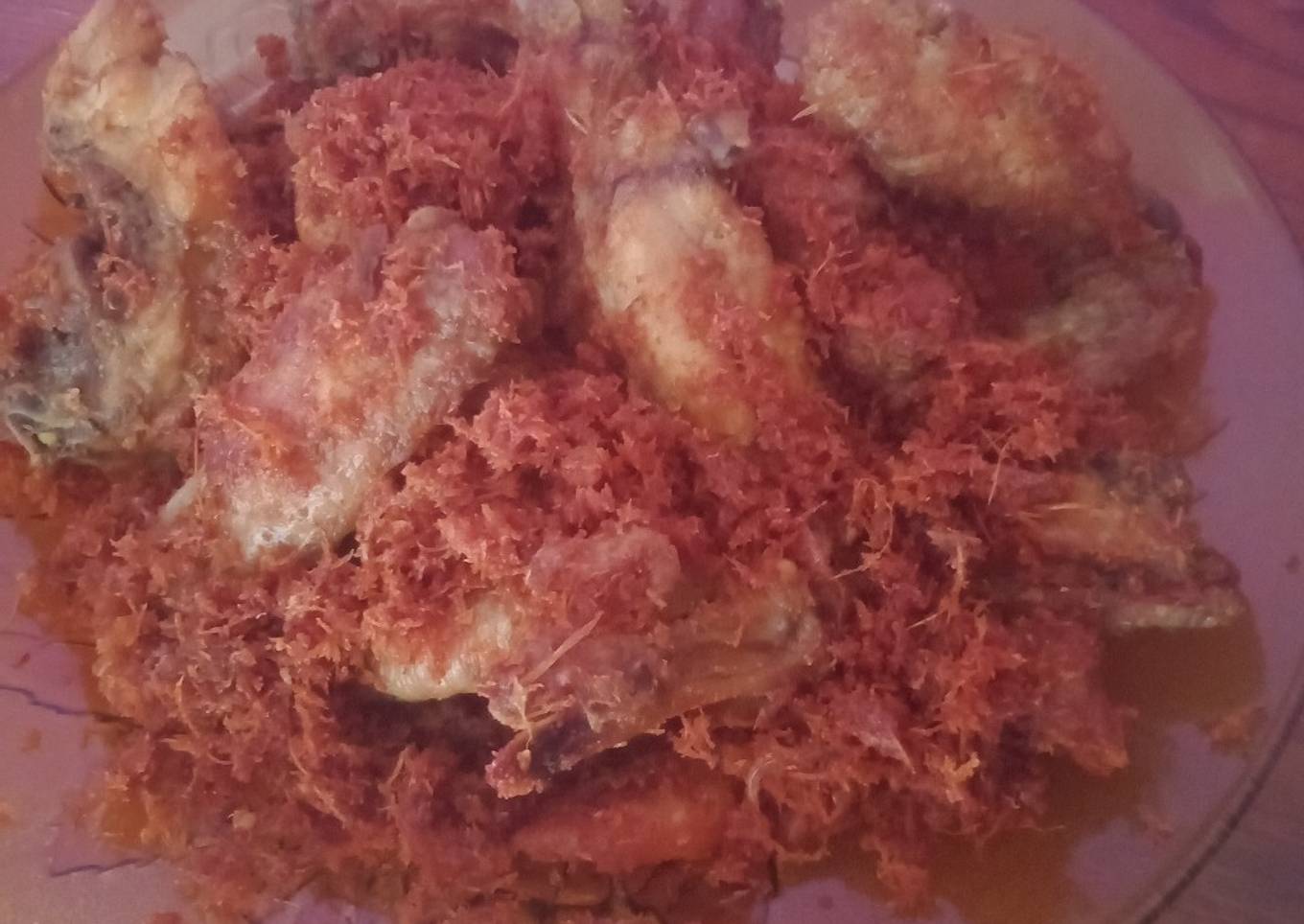 Ayam goreng kremes.