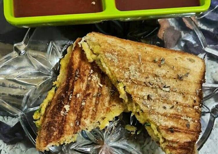 Simple Way to Prepare Grilled potato sandwich in 15 Minutes for Mom