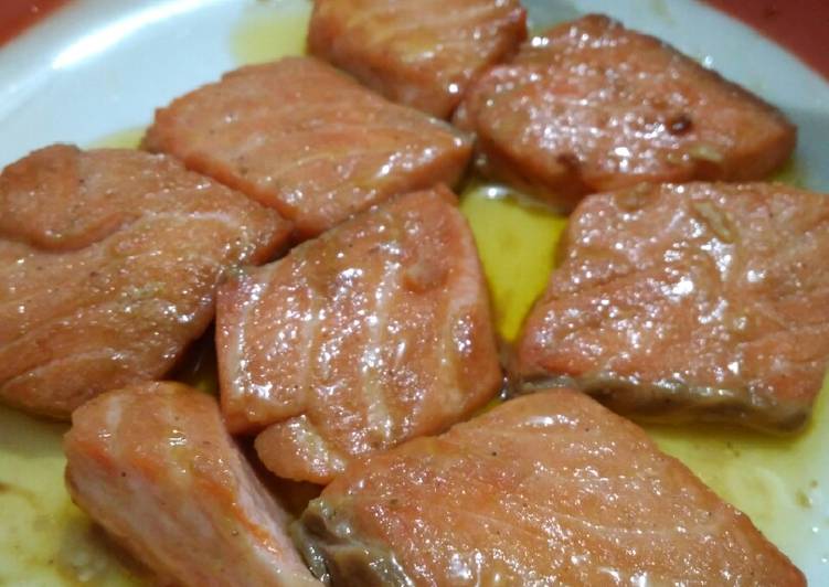 Ikan Salmon Panggang / Grilled Salmon
