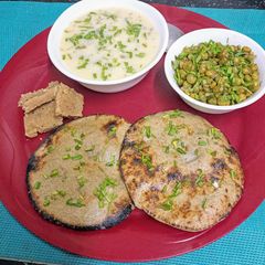 A picture of Ghee wale tuver Dana In A Kathiyawadi Mini Platter.