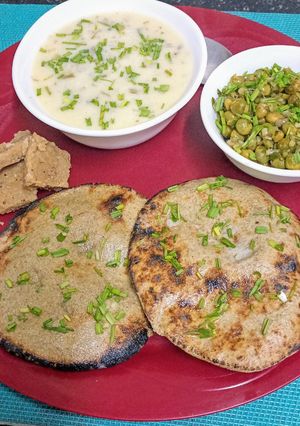 A picture of Ghee wale tuver Dana In A Kathiyawadi Mini Platter.
