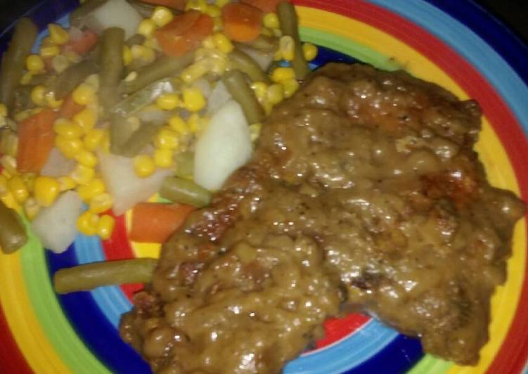 Recipe of Smothered chops in 24 Minutes for Beginners