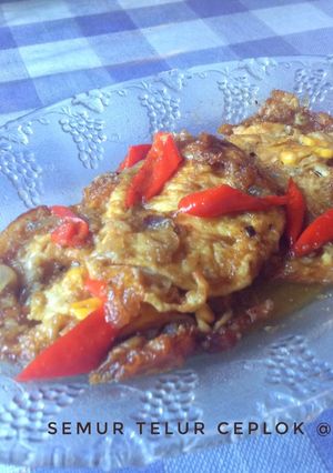 Foto resep Semur Telur Ceplok