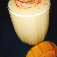 A picture of Creamy mango 🥭 shake.