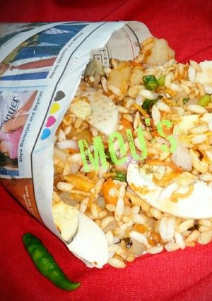 A picture of Egg bhel puri.