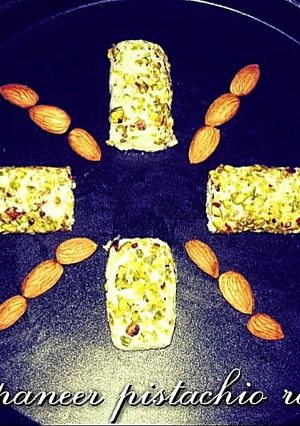 A picture of Thandai paneer roll.