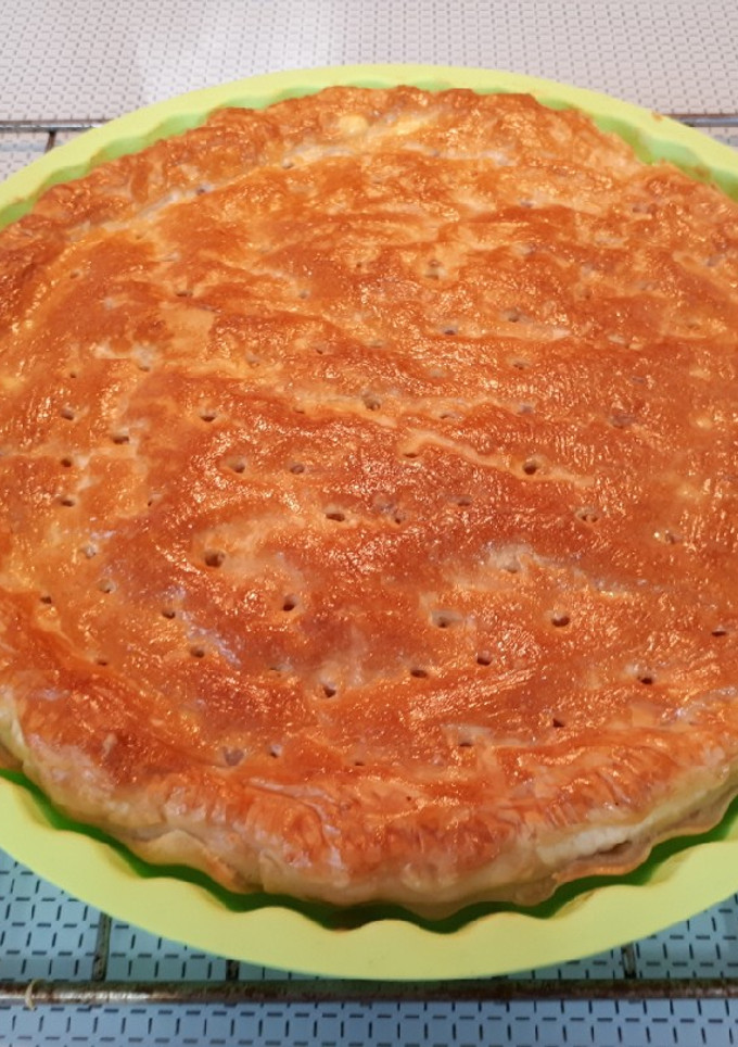 Una foto de 51. Hojaldre de merluza