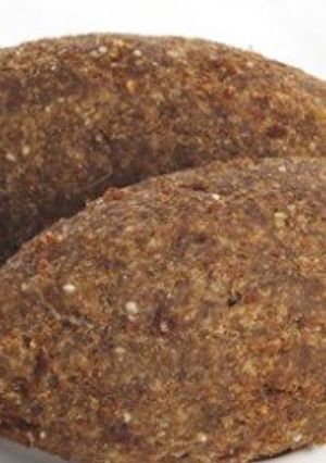 Una foto de Kibbe bola "frito"