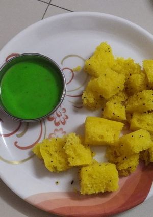 સ્ટિમ ઢોકળા (Steam Dhokla Recipe In Gujarati) રેસીપી મુખ્ય ફોટો