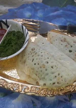 A picture of Chicken Mince Neer Dosa.