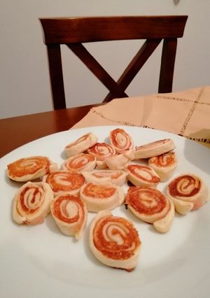 Una foto de Rollitos de Jamón y Muzzarela