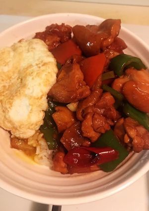 黃燜雞飯 的食譜成品照片