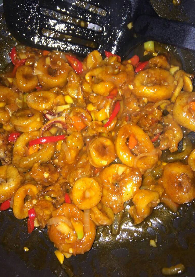 Foto resep Cumi asam manis ala restoran enak bgt / cumi goreng saos