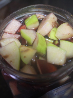 Una foto de Manzanas y plátanos borrachos