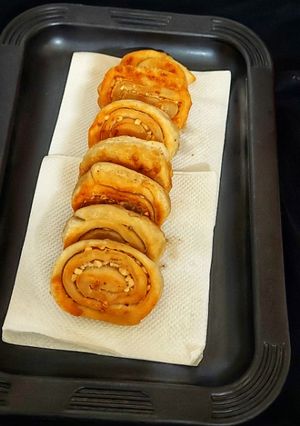 A picture of Peanut Butter Stuffed Roll.