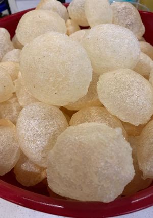 પાણીપુરી ની પૂરી (Panipuri Poori Recipe In Gujarati) રેસીપી મુખ્ય ફોટો