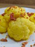 Coliflor al azafrán con jamón deshidratado
