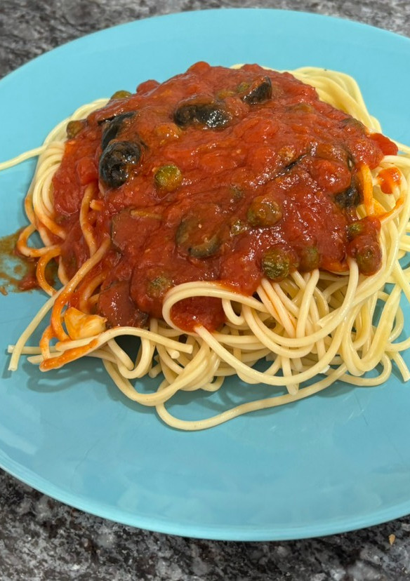 Una foto de Salsa puttanesca para pastas