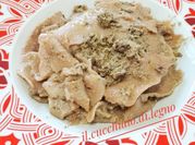 Una foto di pappardelle vegetariane